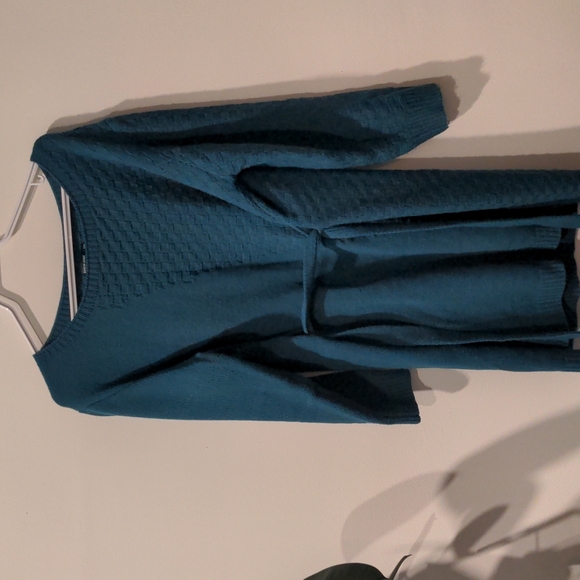 Size 1xl Shein belted sweater - Picture 1 of 3